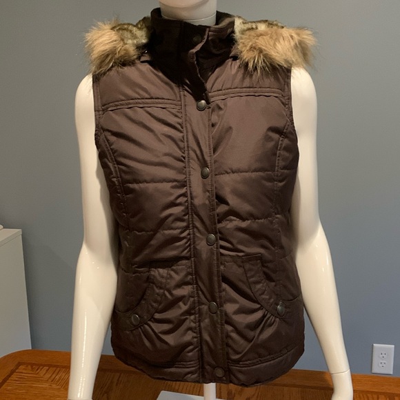 Vanity Brown Puffer Vest with Faux Fur Lining and Hat • Size Small - Picture 2 of 12